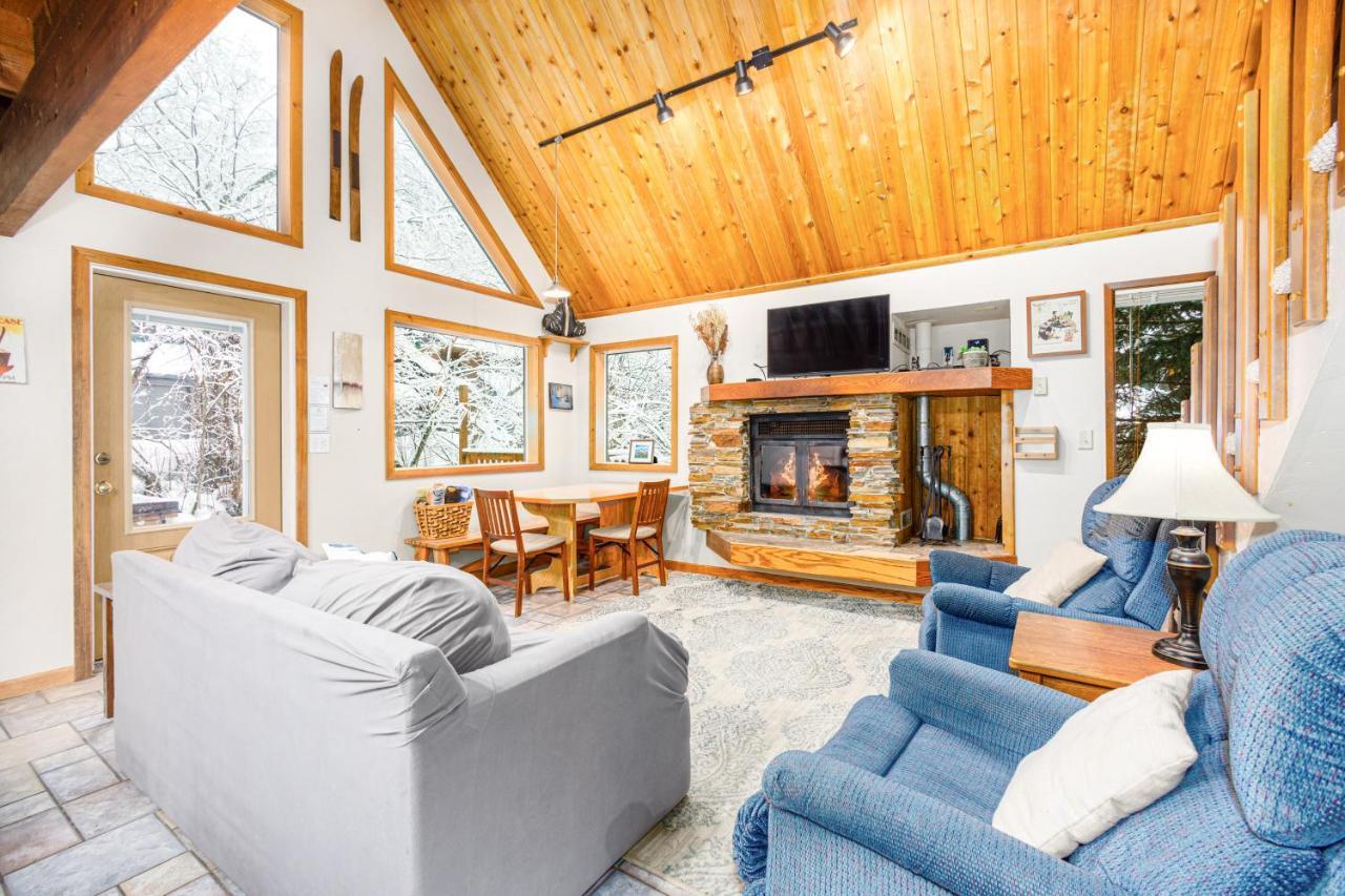 Snowbird Chalet #5 Гърдууд Екстериор снимка